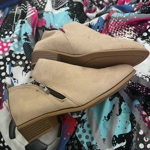 Beige women booties